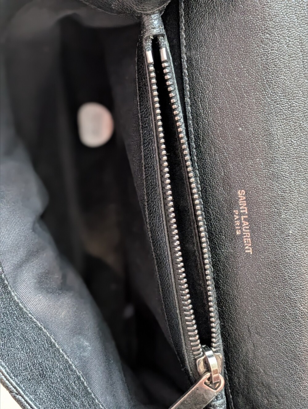 Saint Laurent Black Quilted Chevron Leather Shoulder Bag with YSL Logo - Picture 6 of 8